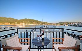 Faros Coastal Apartments